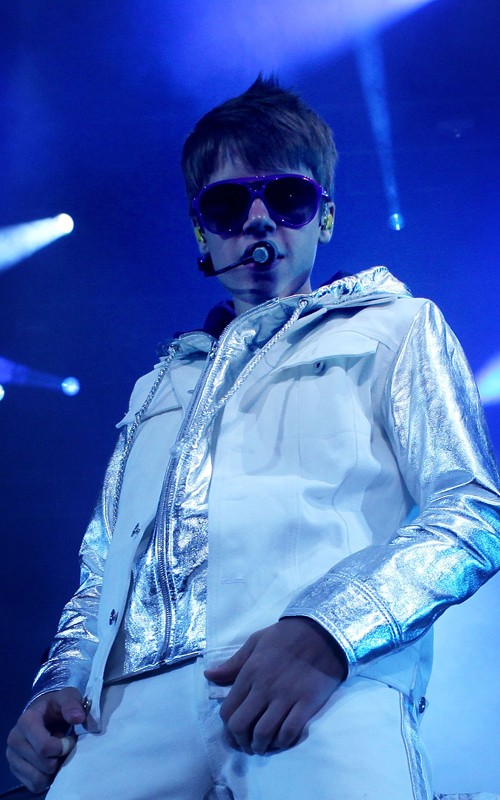 justin bieber singapore concert 2011. Bieber had his first ever